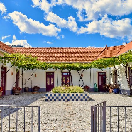 Quinta Do Tedo Bed & Breakfast Folgosa  Ngoại thất bức ảnh